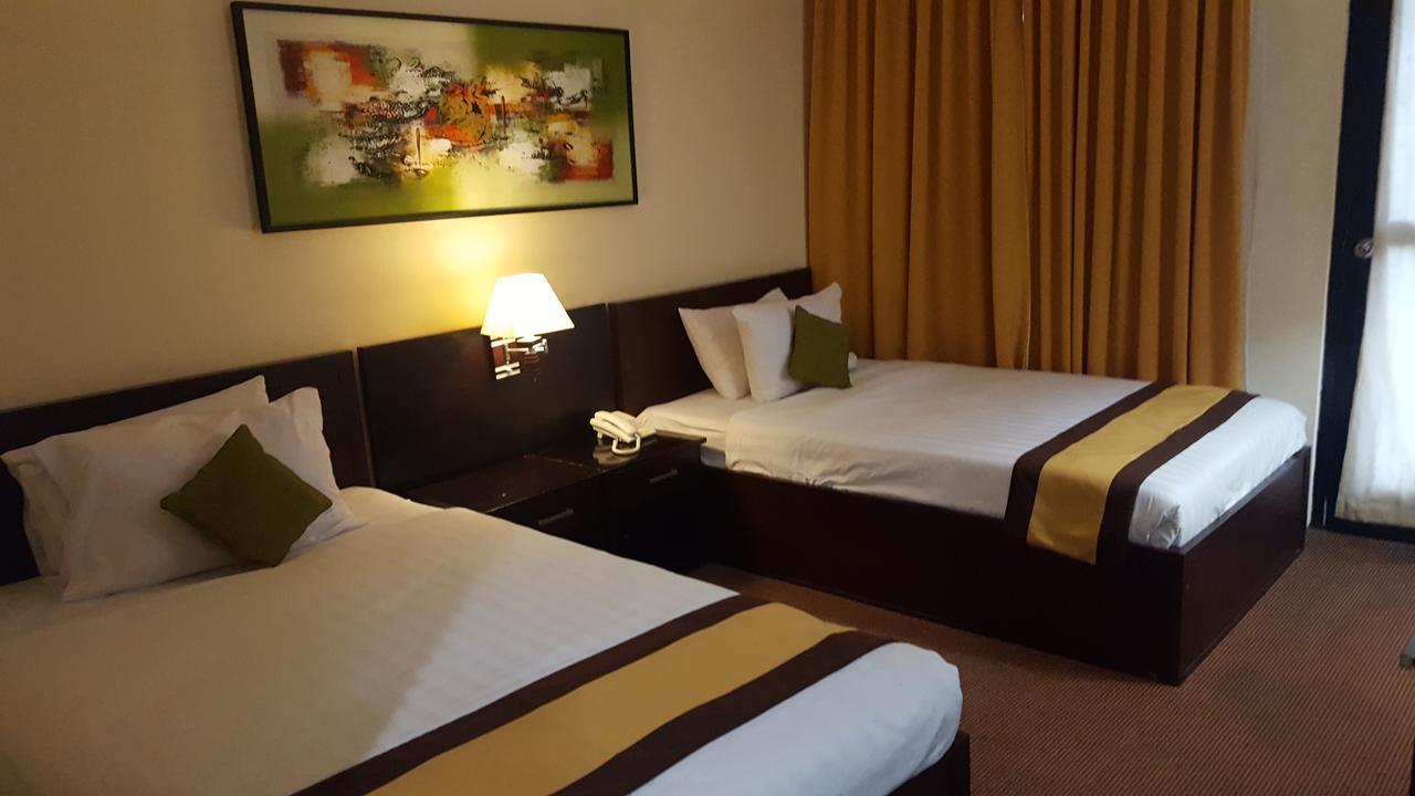 Grand Tembaga Hotel Тимика Экстерьер фото