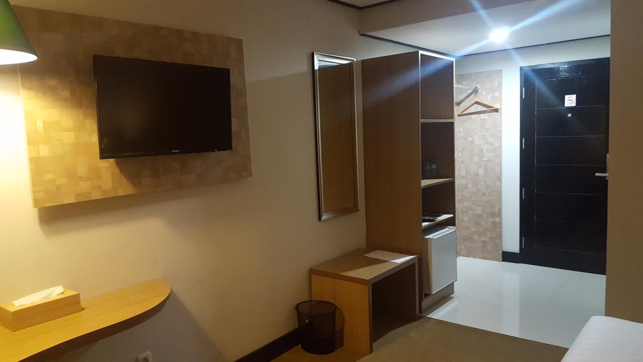 Grand Tembaga Hotel Тимика Экстерьер фото